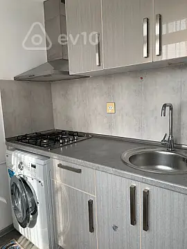 Kirayə verilir 1 otaqlı köhnə tikili 35 m²