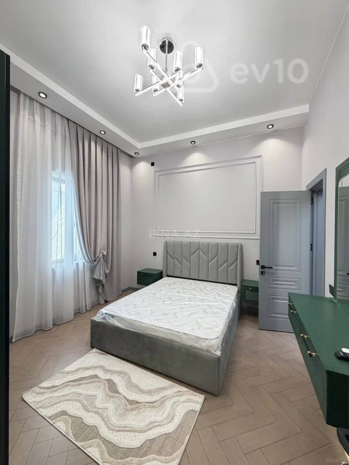 Kirayə verilir 4 otaqlı həyət evi 140 m²