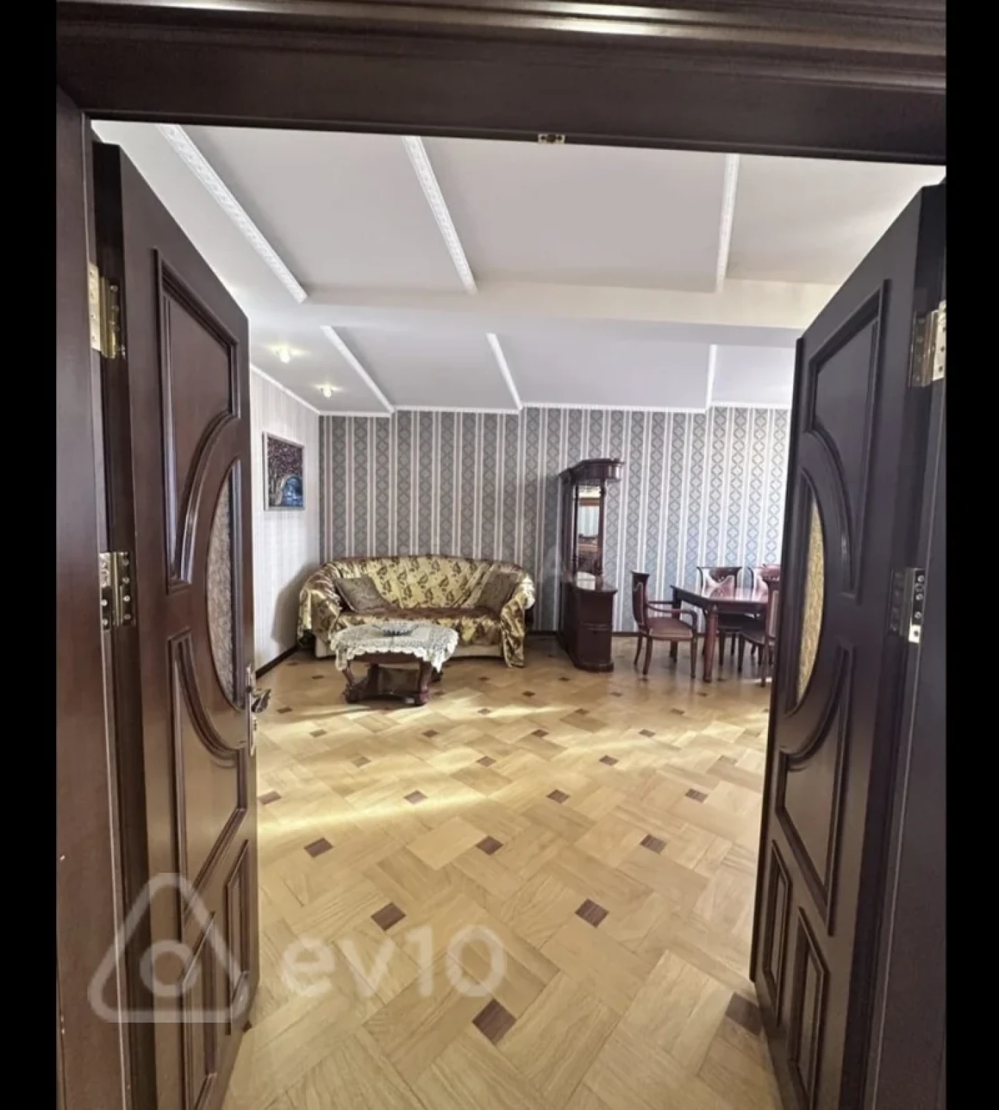 Satılır 4 otaqlı yeni tikili 165 m²