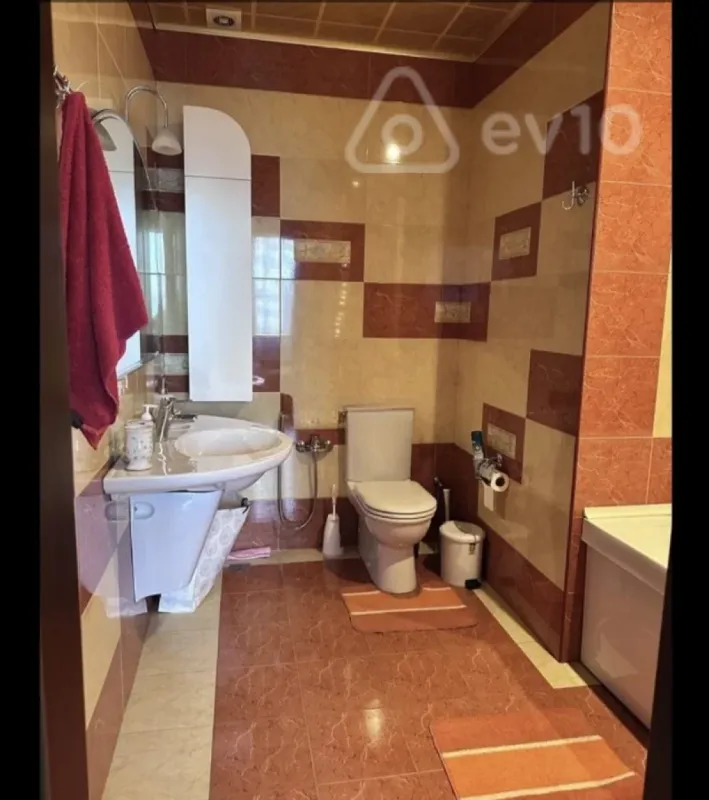 Satılır 4 otaqlı yeni tikili 165 m²