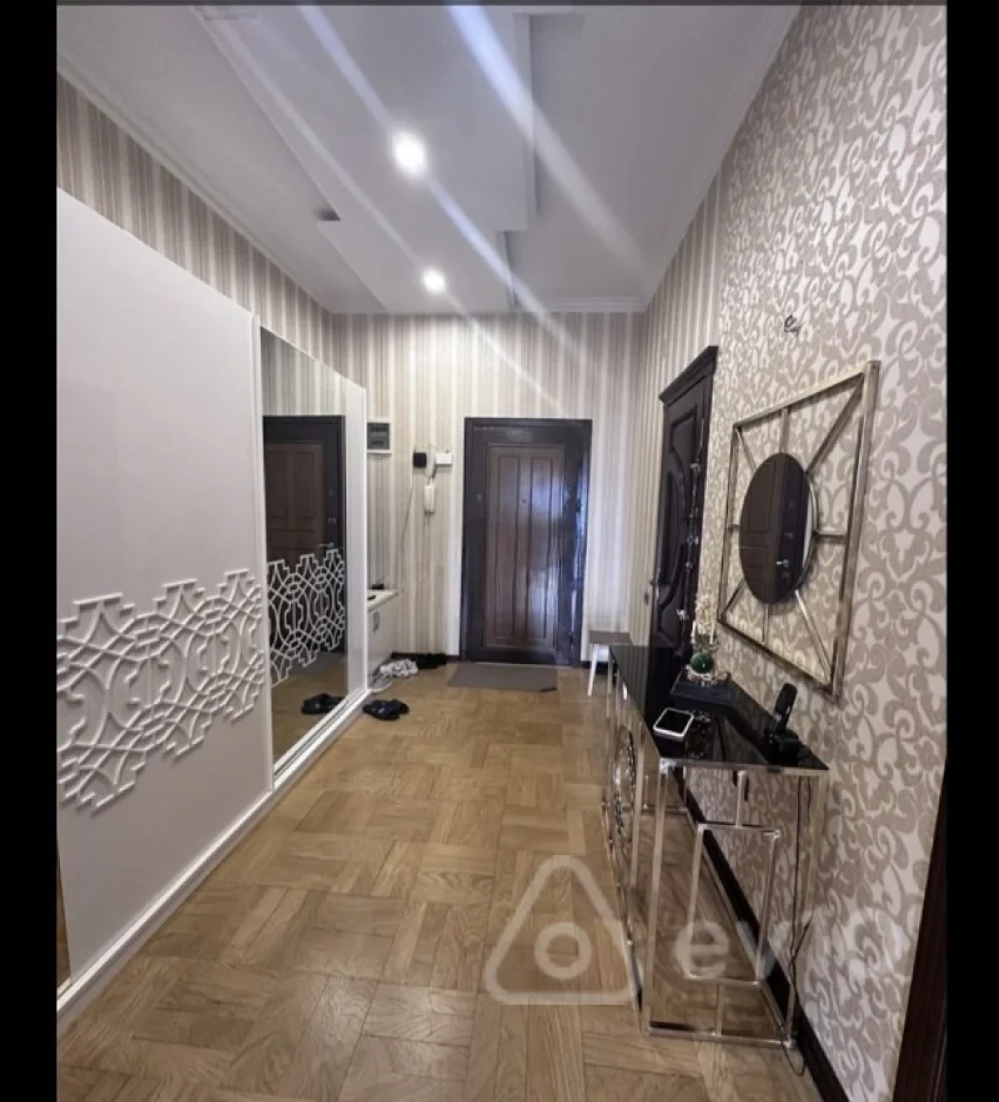Satılır 4 otaqlı yeni tikili 165 m²