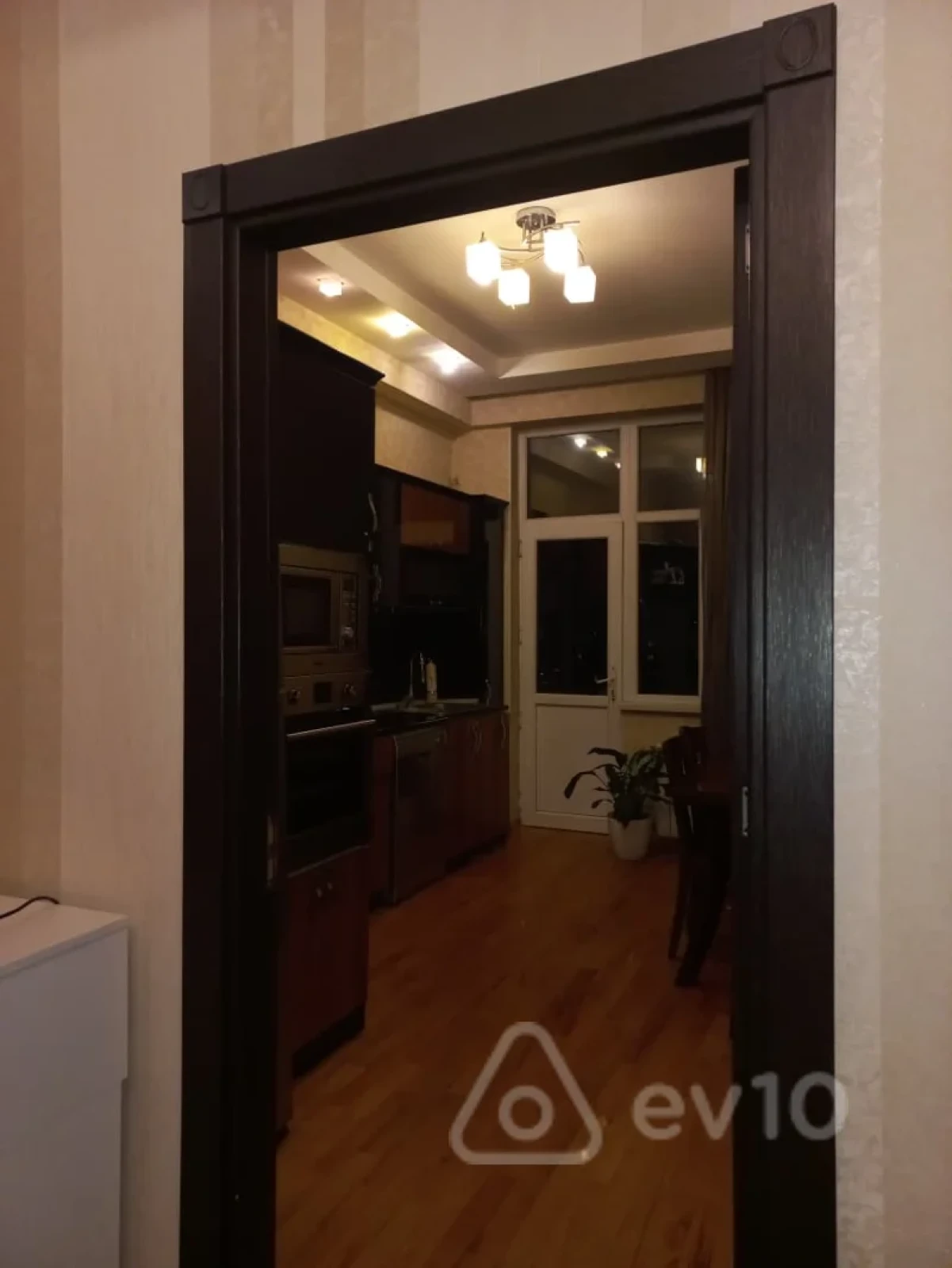 Satılır 2 otaqlı yeni tikili 70 m²