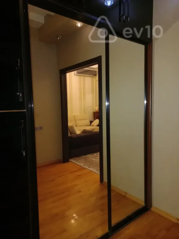 Satılır 2 otaqlı yeni tikili 70 m²