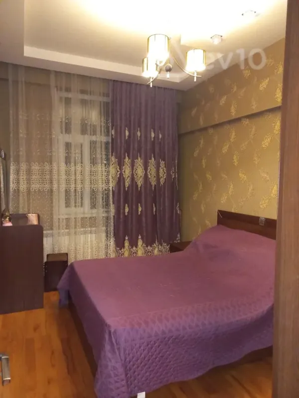 Satılır 2 otaqlı yeni tikili 70 m²