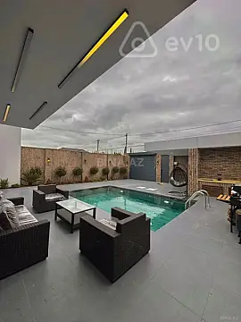 Kirayə verilir 4 otaqlı həyət evi 200 m²