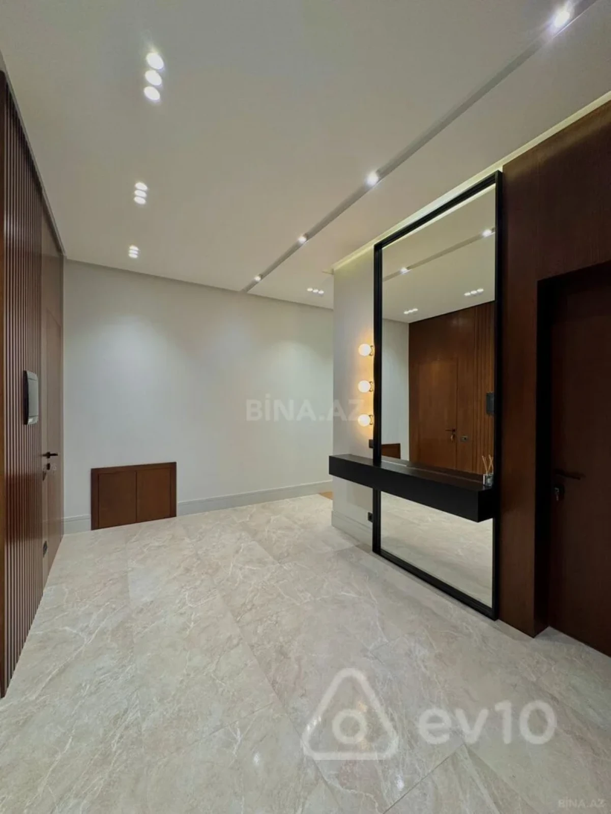 Kirayə verilir 4 otaqlı həyət evi 200 m²