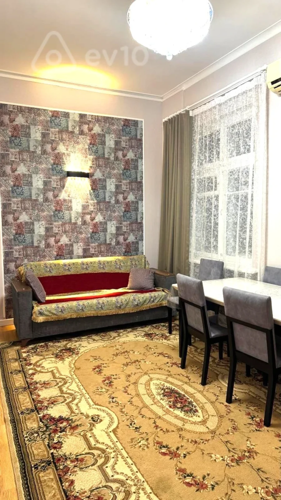 Kirayə verilir 2 otaqlı köhnə tikili 50 m²