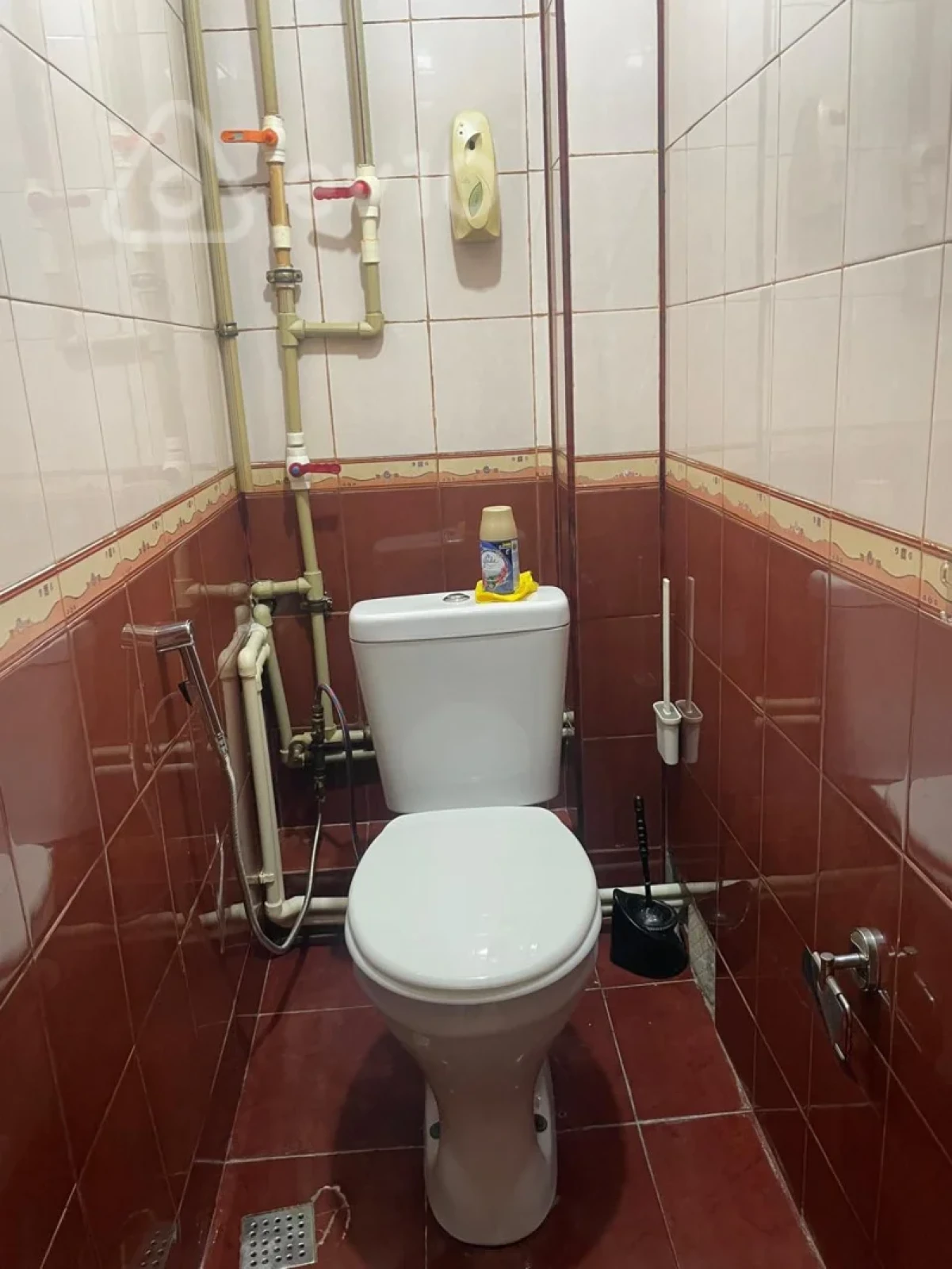 Kirayə verilir 2 otaqlı köhnə tikili 50 m²