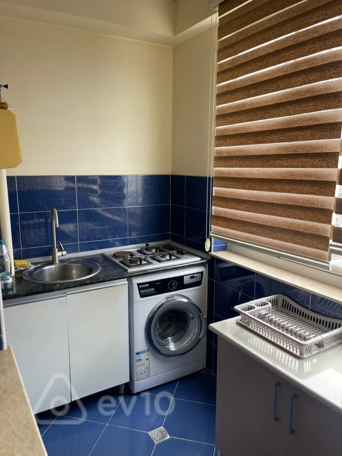 Kirayə verilir 2 otaqlı yeni tikili 60 m²