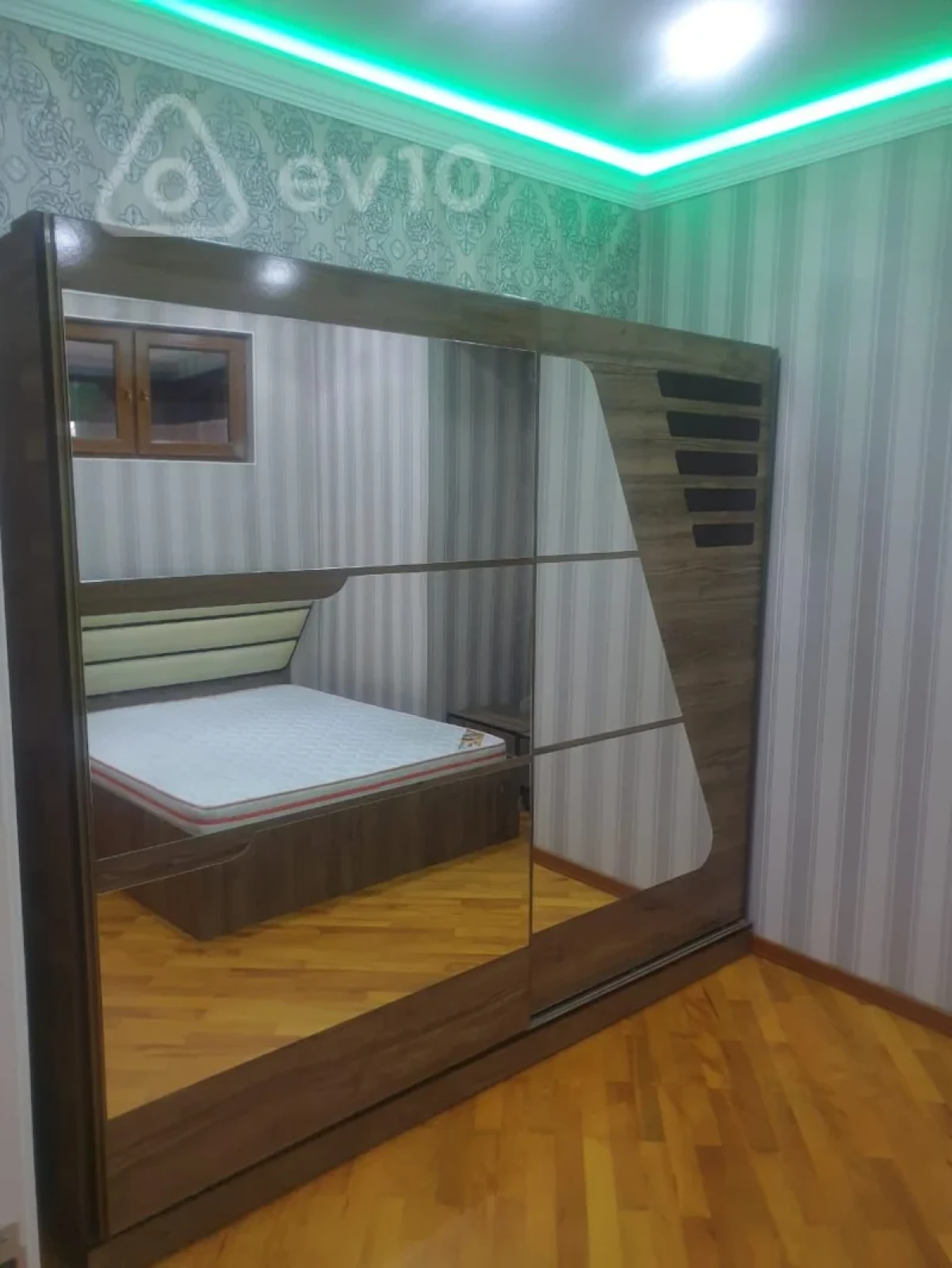 Kirayə verilir 2 otaqlı yeni tikili 60 m²