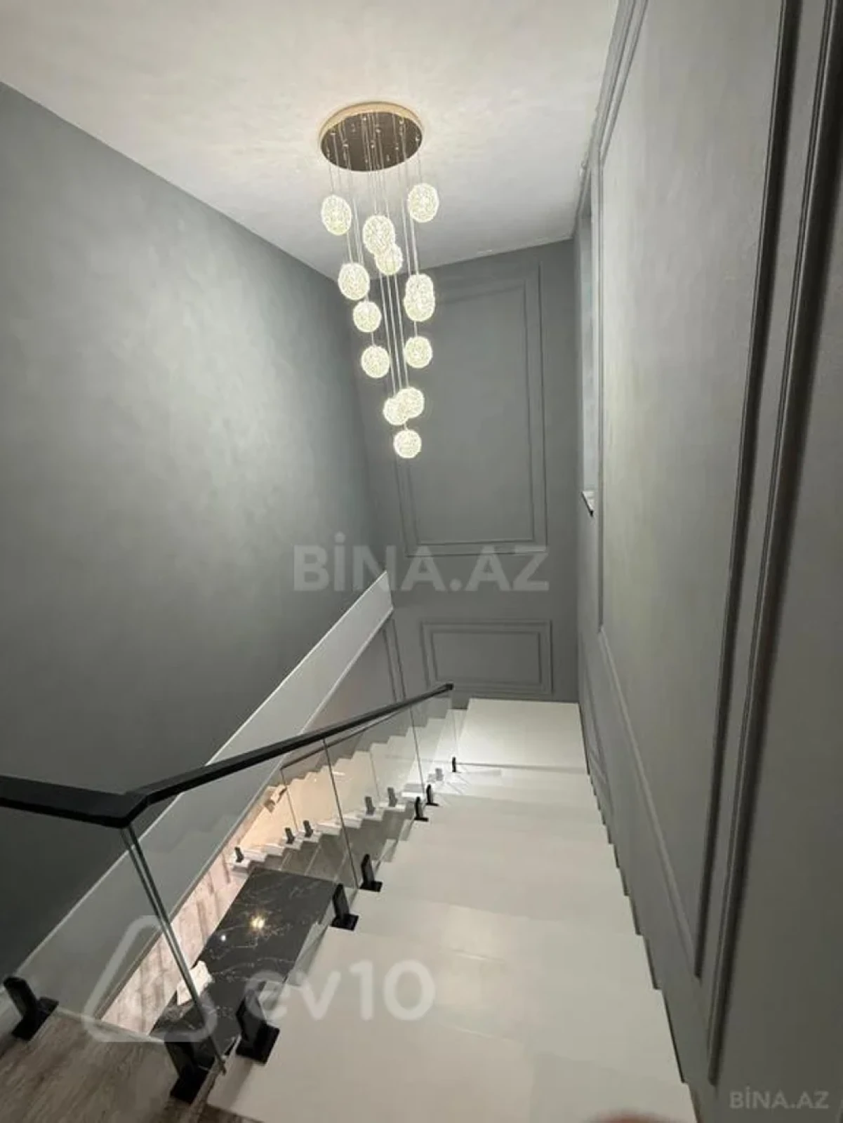 Kirayə verilir 5 otaqlı həyət evi 250 m²