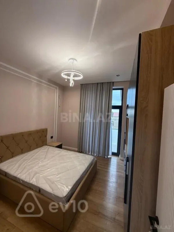 Kirayə verilir 5 otaqlı həyət evi 250 m²