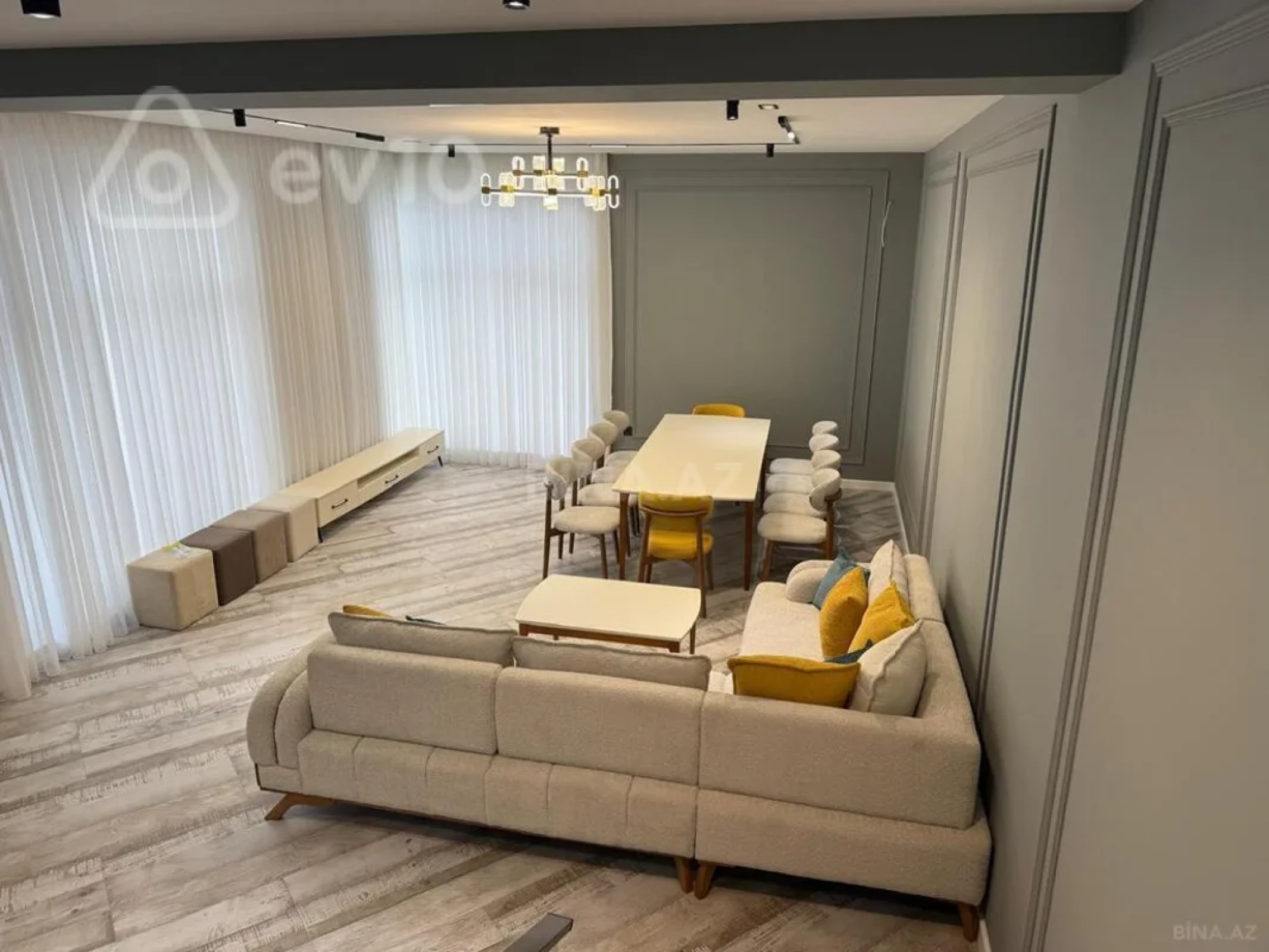 Kirayə verilir 5 otaqlı həyət evi 250 m²
