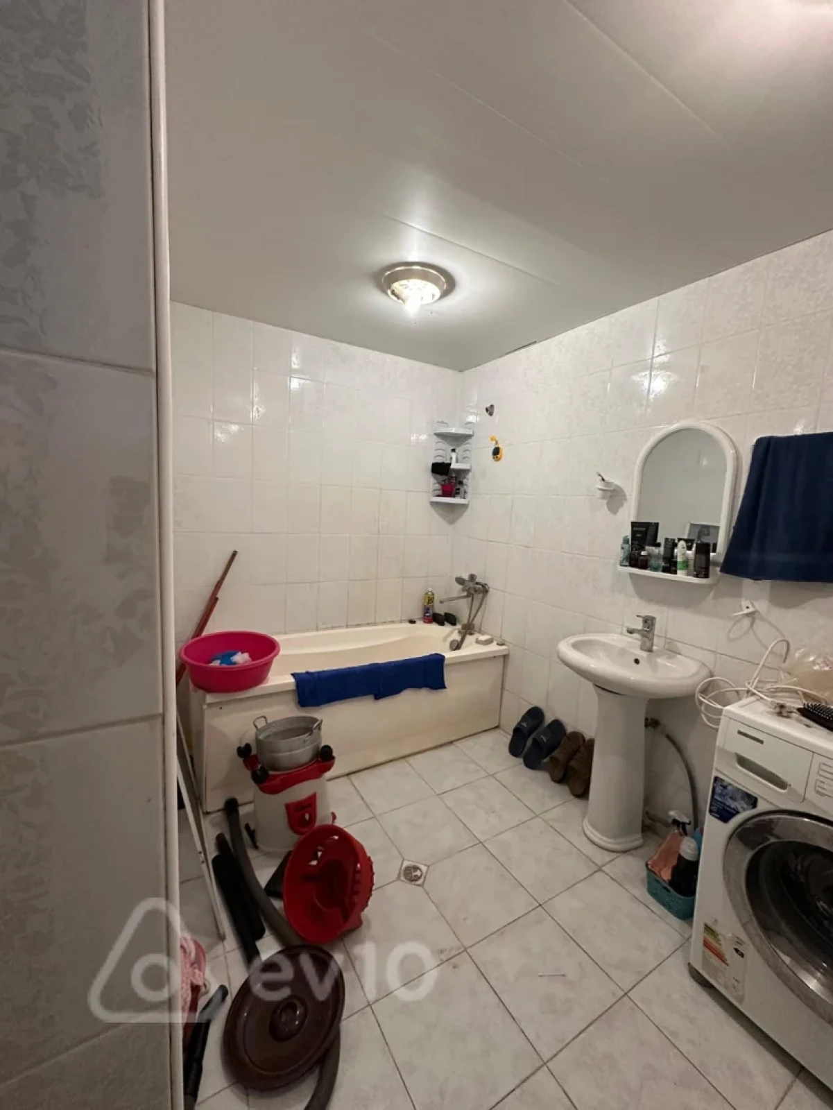 Satılır 3 otaqlı yeni tikili 105 m²