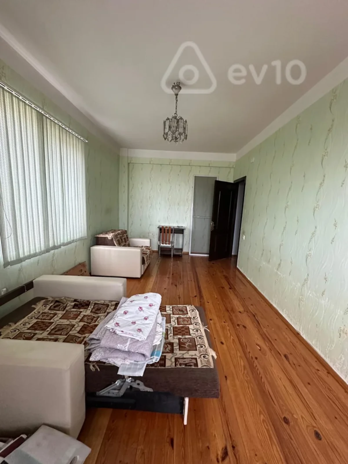 Satılır 3 otaqlı yeni tikili 105 m²