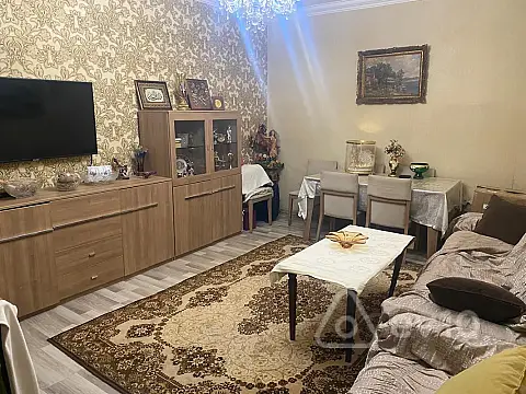 Kirayə verilir 3 otaqlı köhnə tikili 75 m²