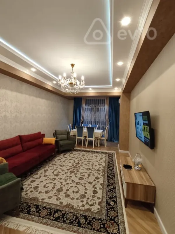 Kirayə verilir 2 otaqlı yeni tikili 65 m²