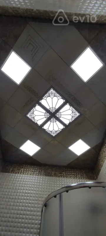 Kirayə verilir 2 otaqlı yeni tikili 65 m²