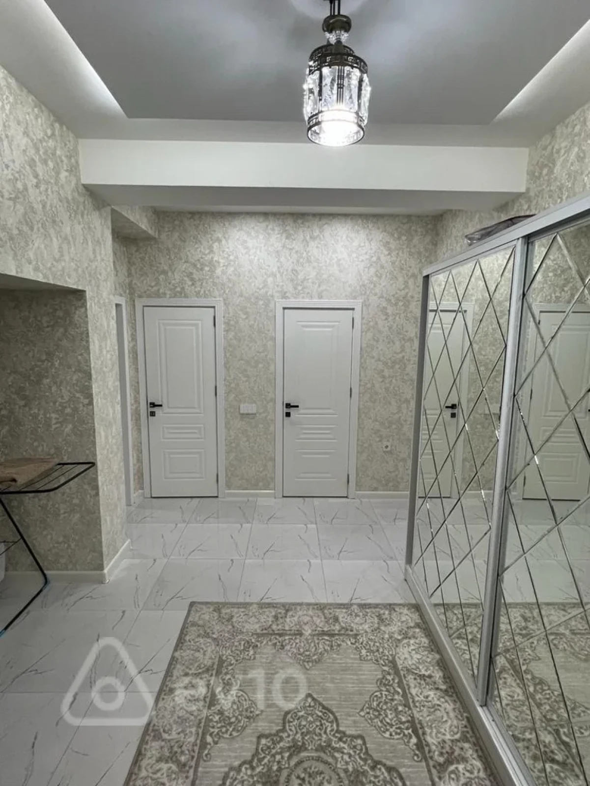 Kirayə verilir 3 otaqlı yeni tikili 133 m²