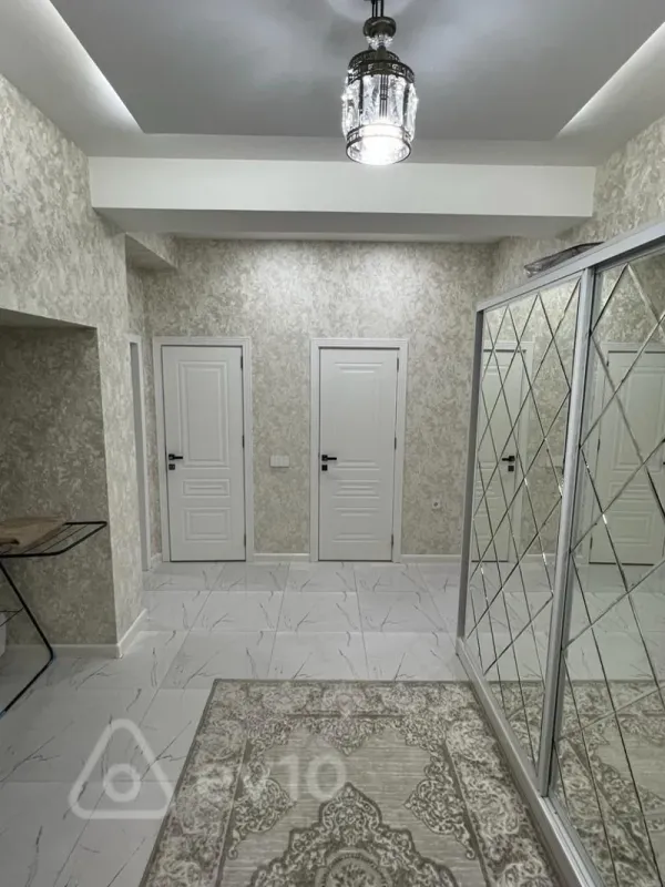 Kirayə verilir 3 otaqlı yeni tikili 133 m²