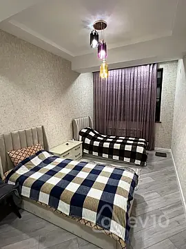 Kirayə verilir 3 otaqlı yeni tikili 133 m²