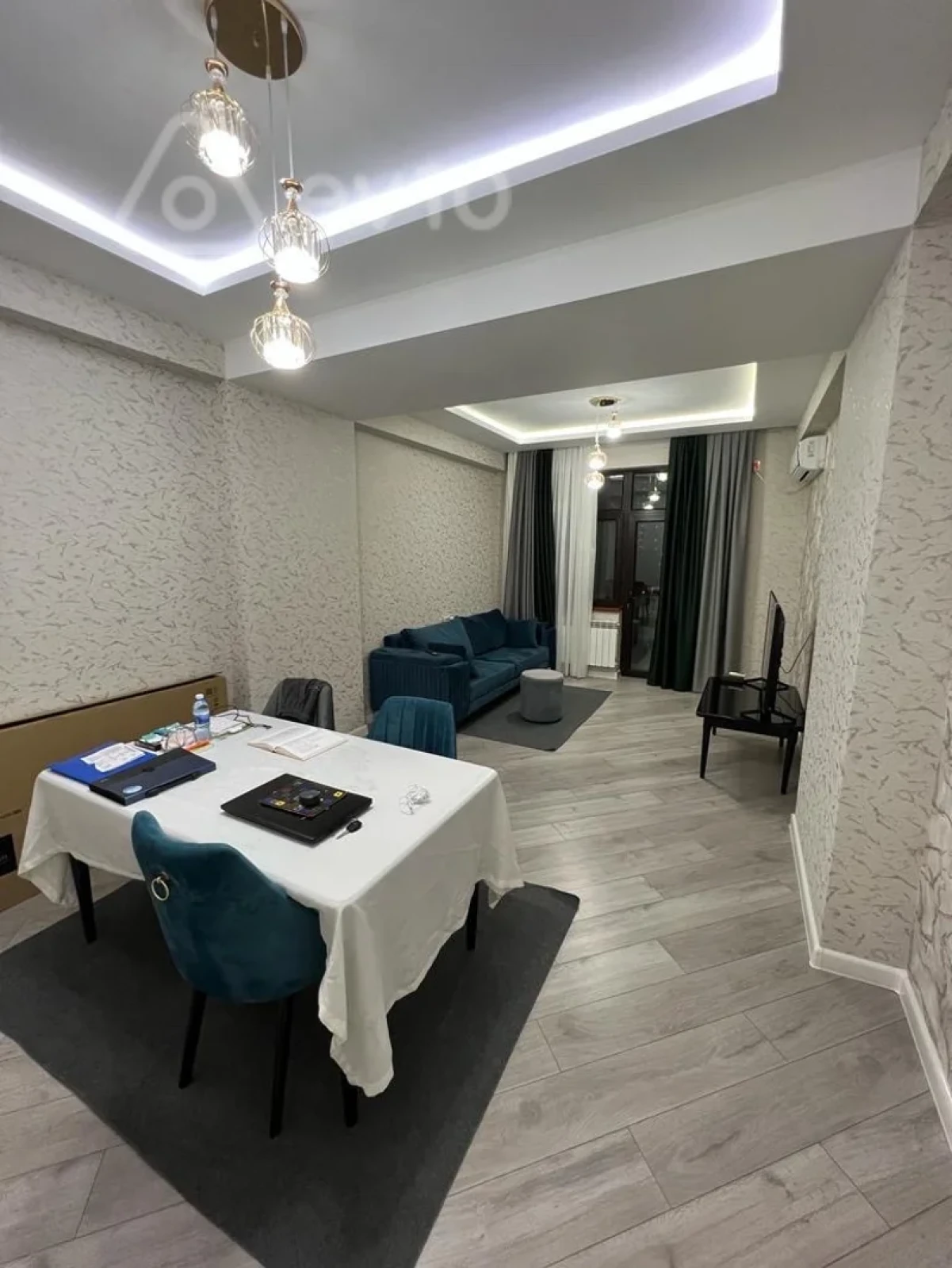 Kirayə verilir 3 otaqlı yeni tikili 133 m²