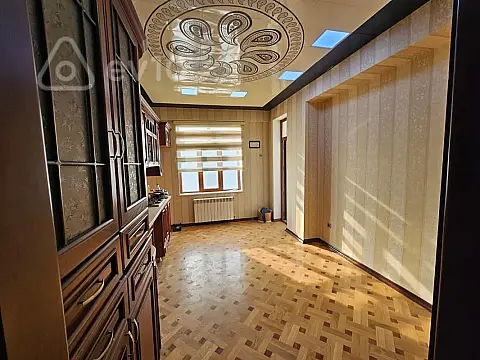Satılır 3 otaqlı yeni tikili 128 m²