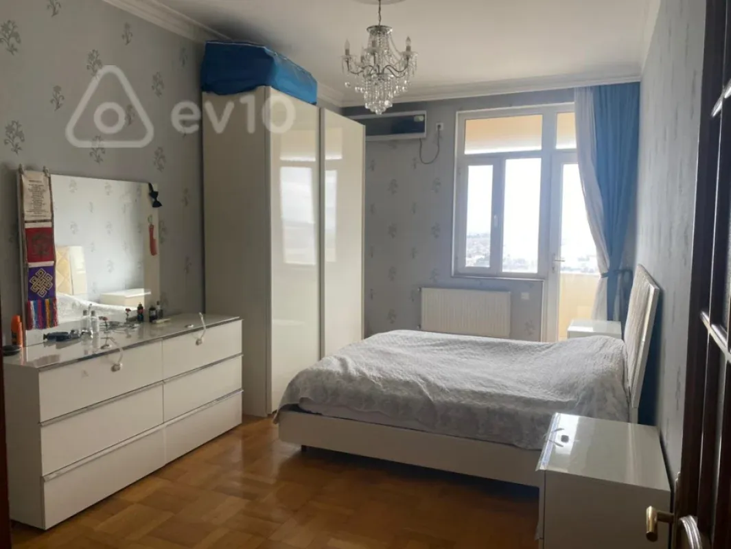 Kirayə verilir 3 otaqlı yeni tikili 124 m²