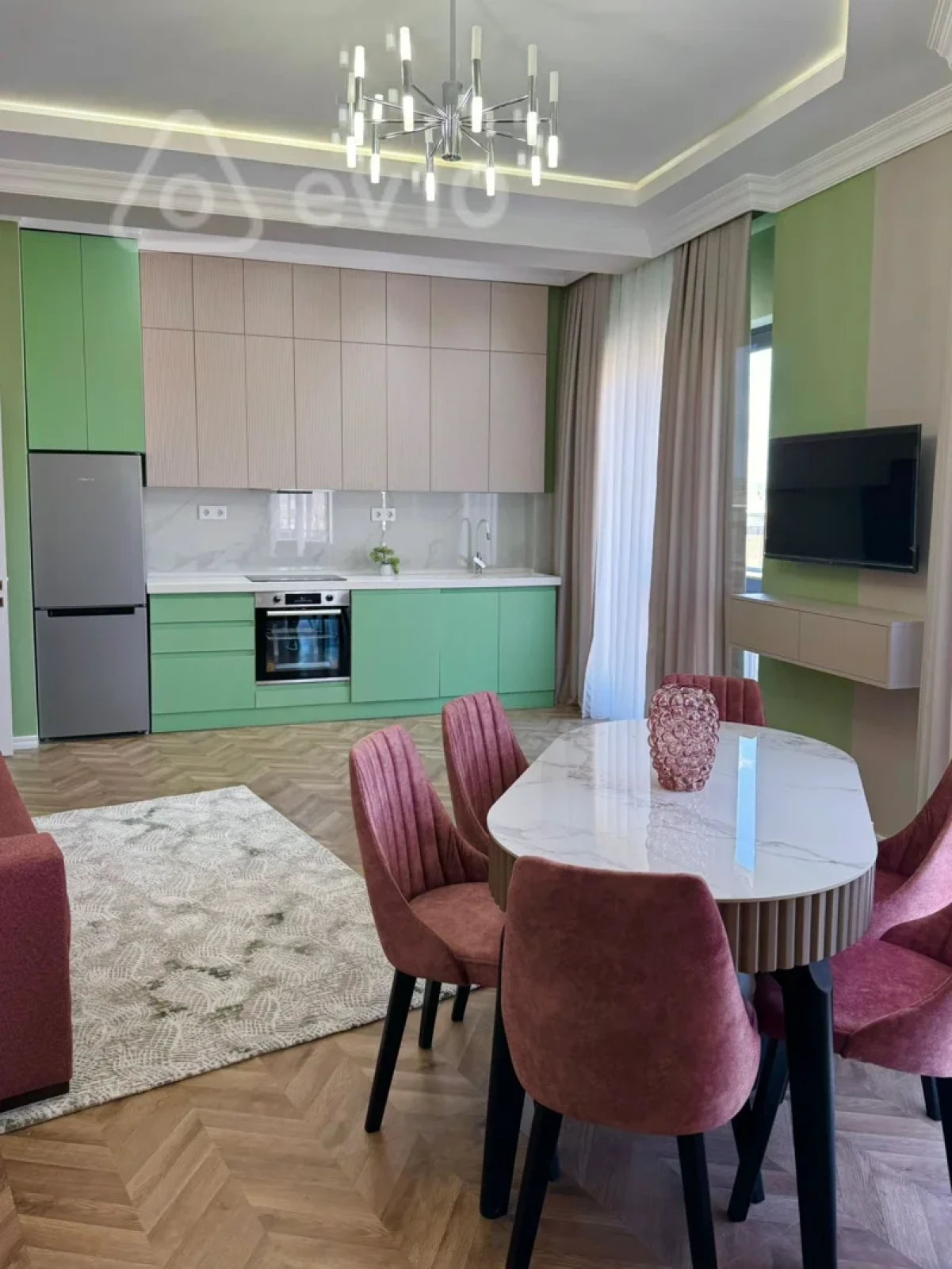 Kirayə verilir 3 otaqlı yeni tikili 100 m²