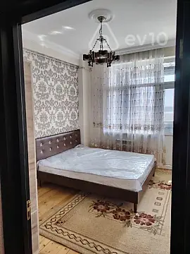 Kirayə verilir 2 otaqlı yeni tikili 61 m²