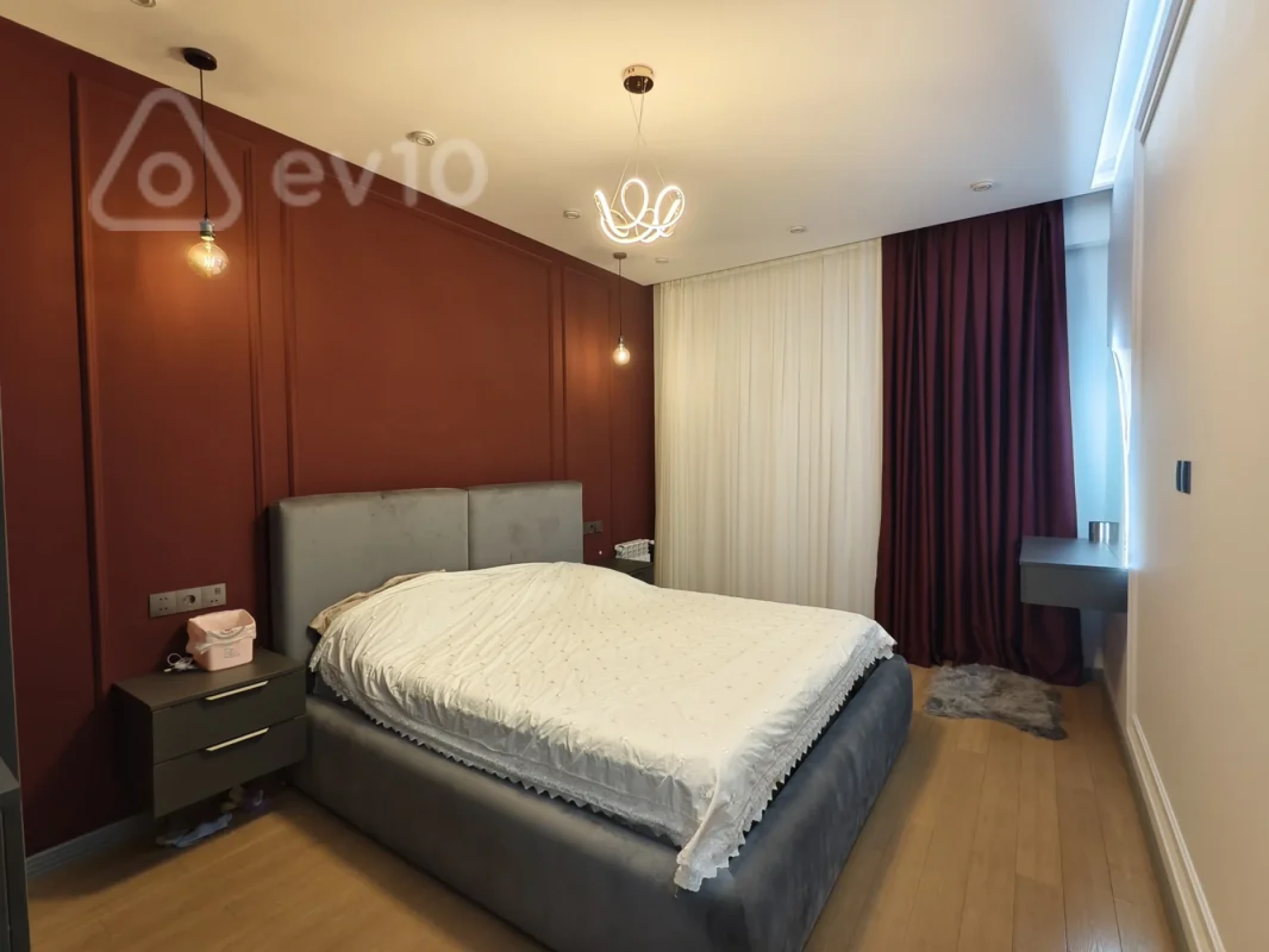 Satılır 3 otaqlı yeni tikili 158 m²