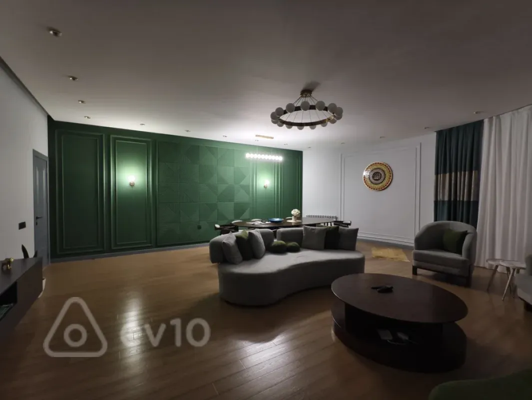 Satılır 3 otaqlı yeni tikili 158 m²