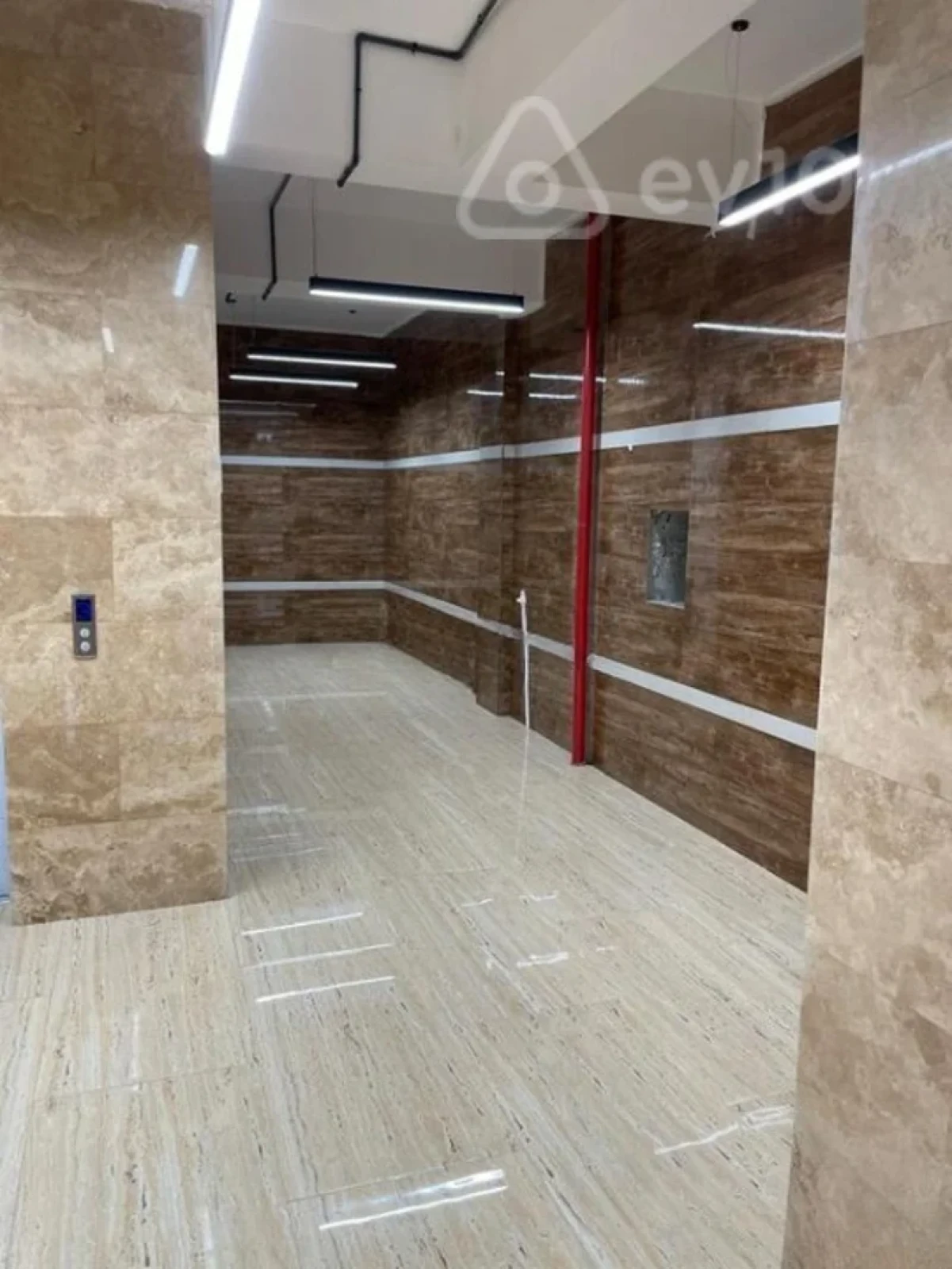 Satılır 2 otaqlı yeni tikili 76 m²