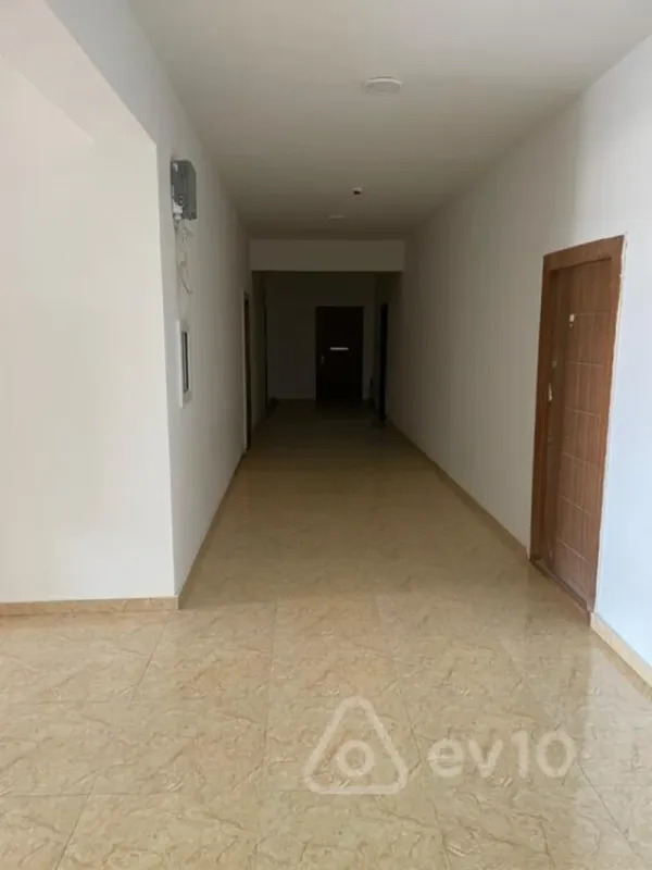 Satılır 2 otaqlı yeni tikili 76 m²