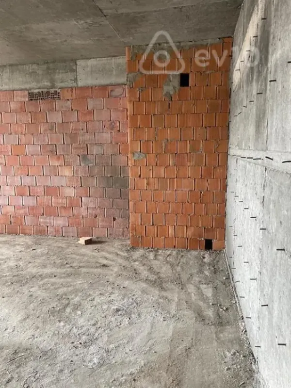 Satılır 2 otaqlı yeni tikili 76 m²