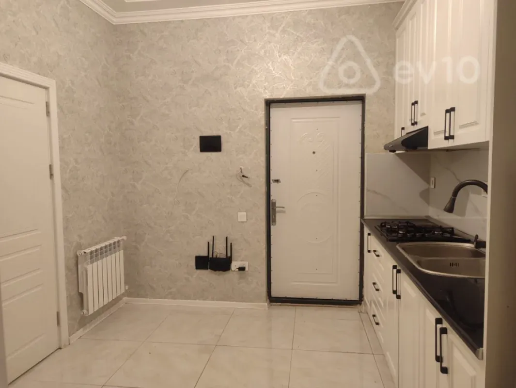 Kirayə verilir 3 otaqlı yeni tikili 81 m²