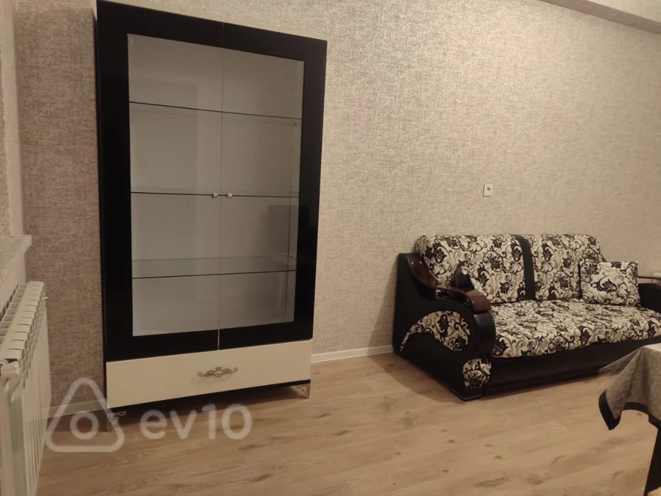 Kirayə verilir 3 otaqlı yeni tikili 81 m²