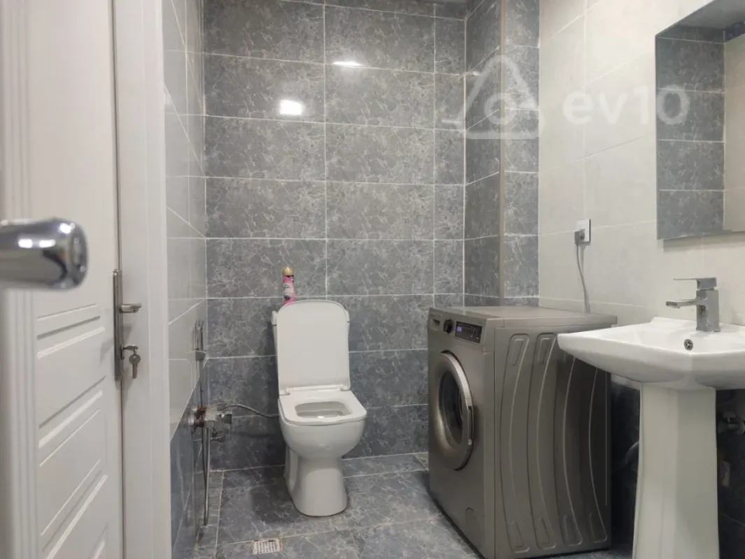 Kirayə verilir 3 otaqlı yeni tikili 81 m²