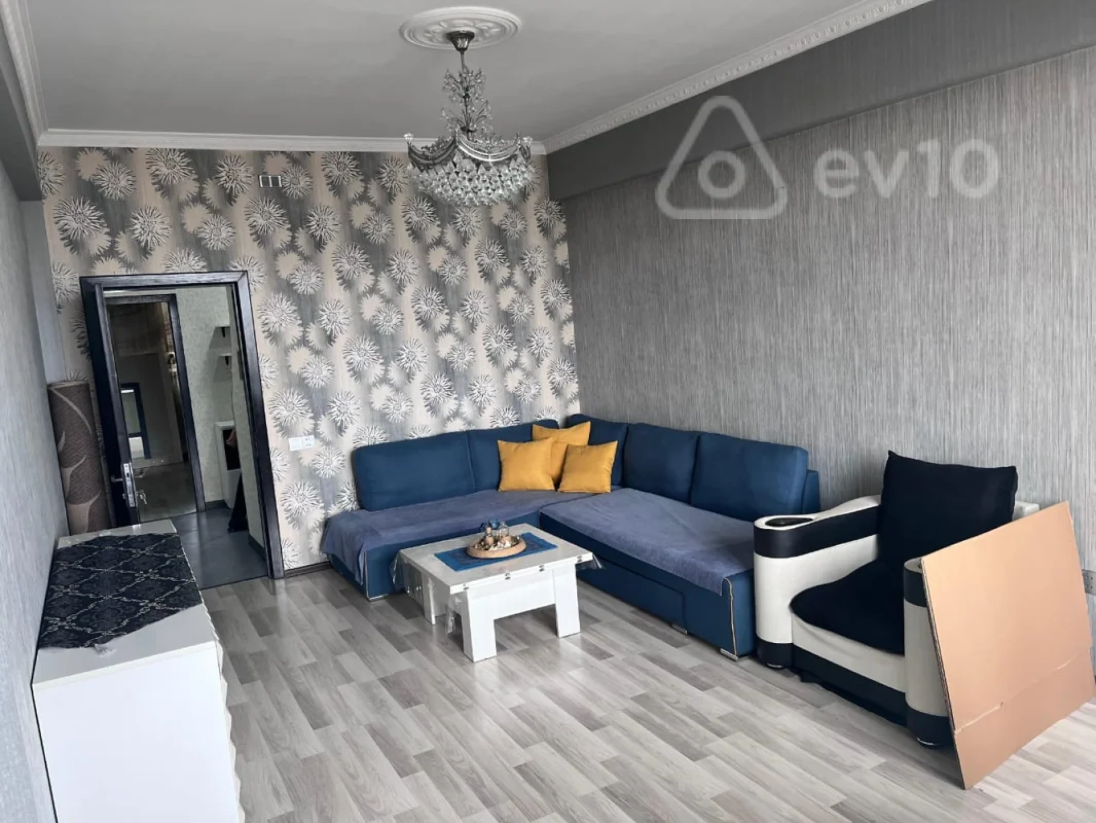 Kirayə verilir 2 otaqlı yeni tikili 64 m²