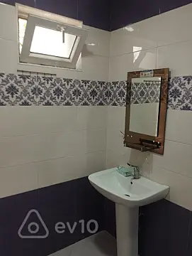 Kirayə verilir 3 otaqlı yeni tikili 105 m²