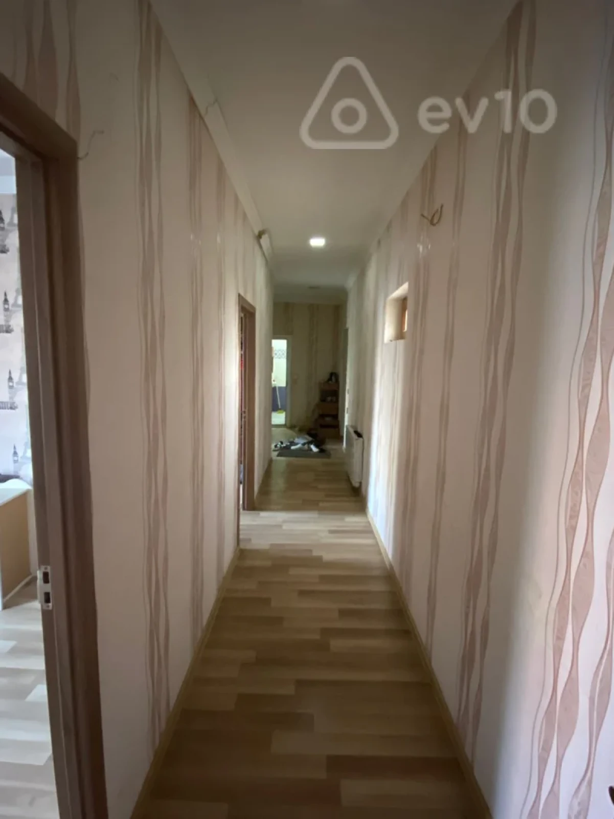 Kirayə verilir 3 otaqlı yeni tikili 105 m²