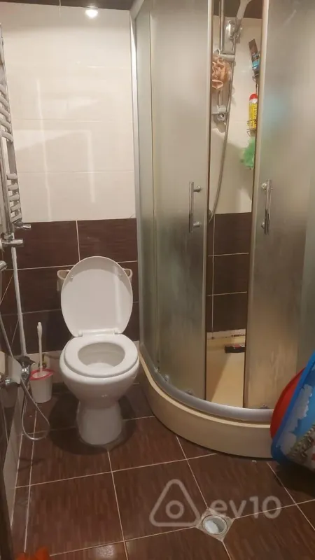 Kirayə verilir 2 otaqlı yeni tikili 70 m²