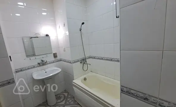 Kirayə verilir mənzil 70 m²