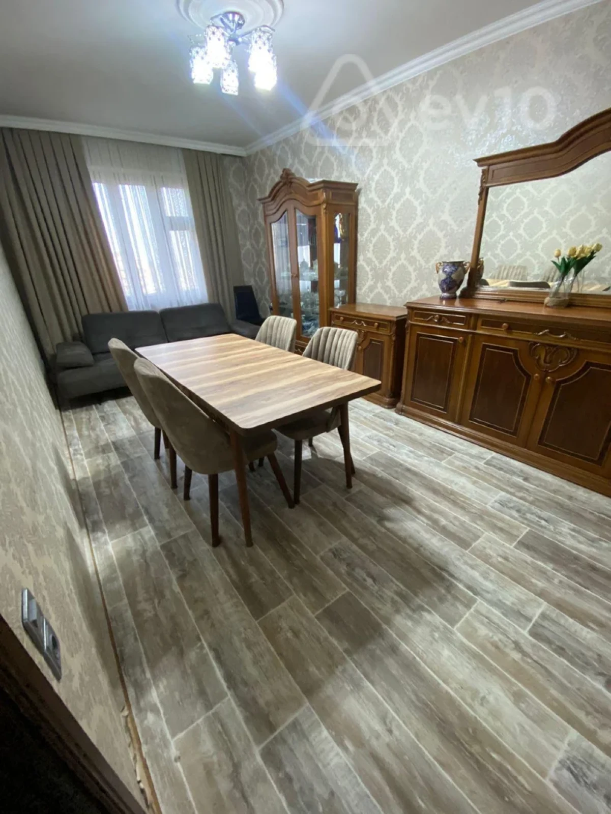 Kirayə verilir 2 otaqlı yeni tikili 60 m²