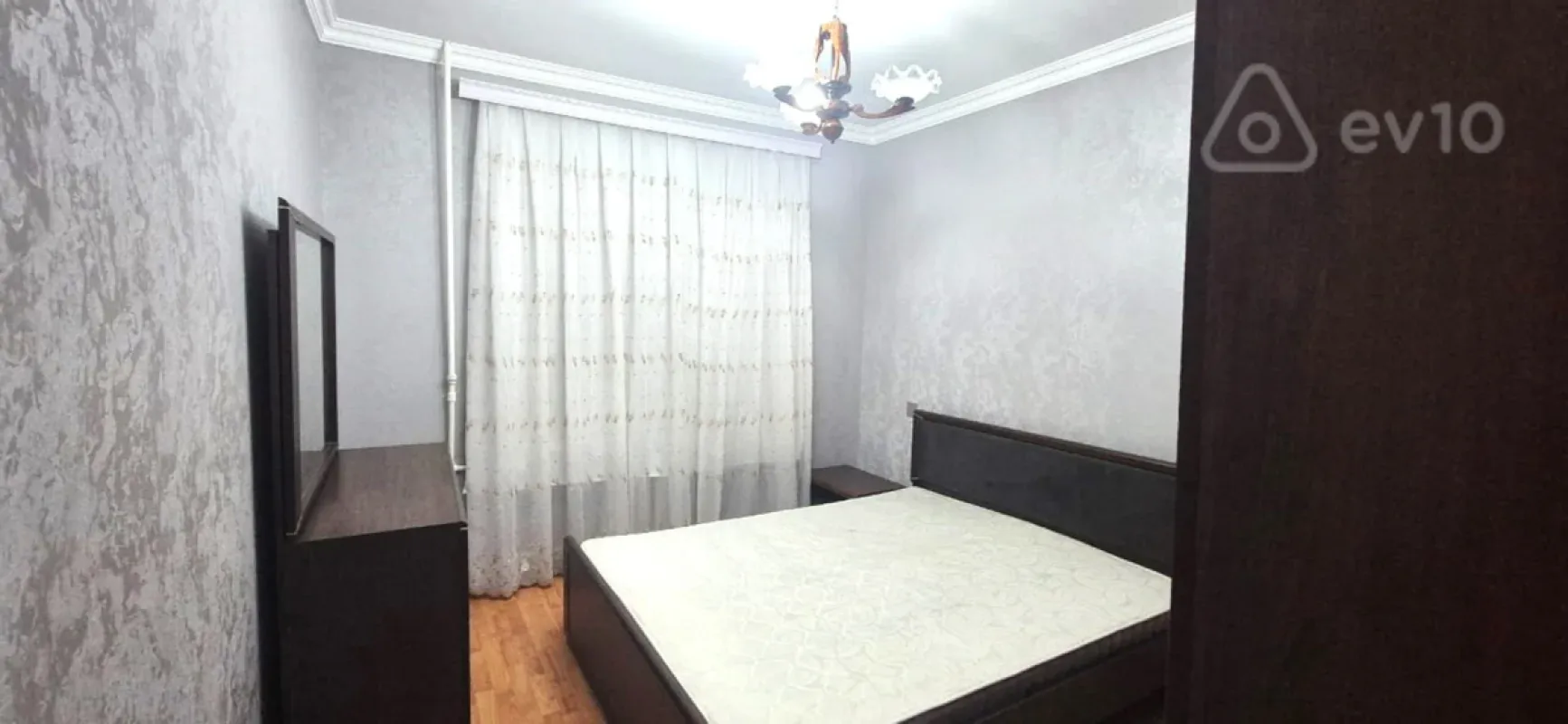 Kirayə verilir 3 otaqlı köhnə tikili 72 m²