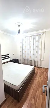 Kirayə verilir 3 otaqlı köhnə tikili 72 m²