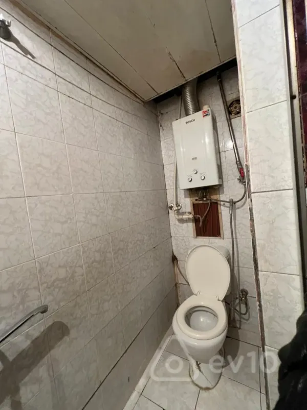 Kirayə verilir 2 otaqlı köhnə tikili 35 m²