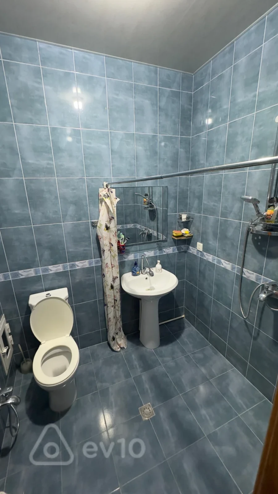 Satılır 4 otaqlı yeni tikili 145 m²