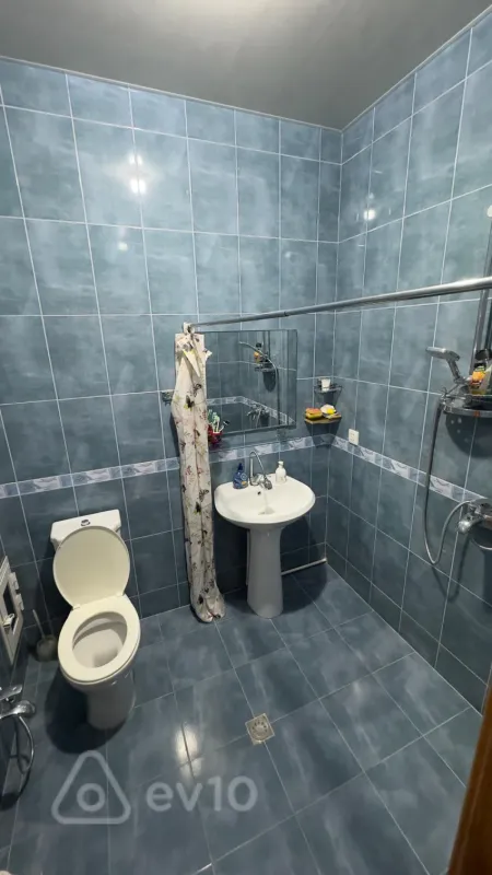 Satılır 4 otaqlı yeni tikili 145 m²