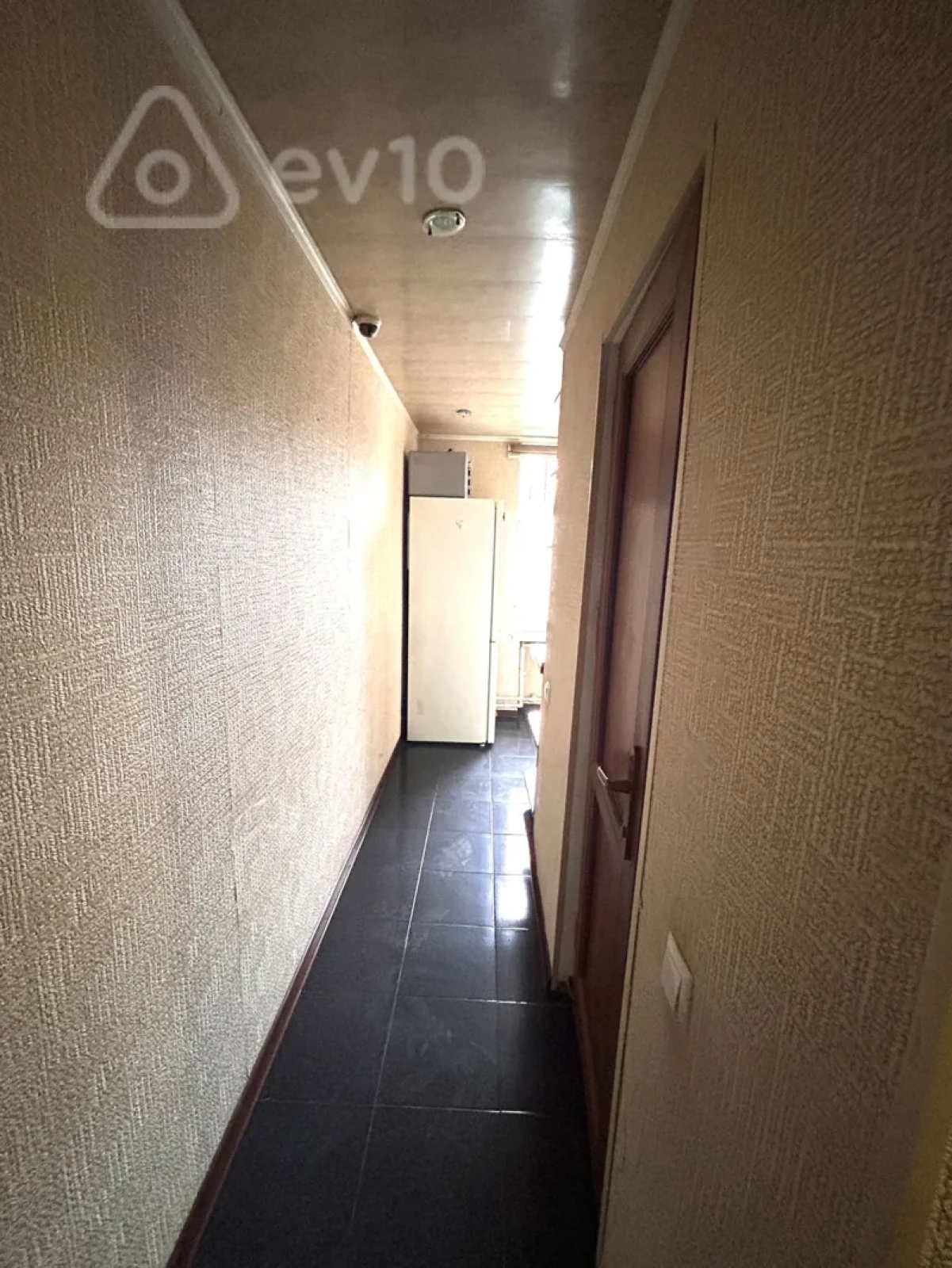 Kirayə verilir 2 otaqlı köhnə tikili 45 m²